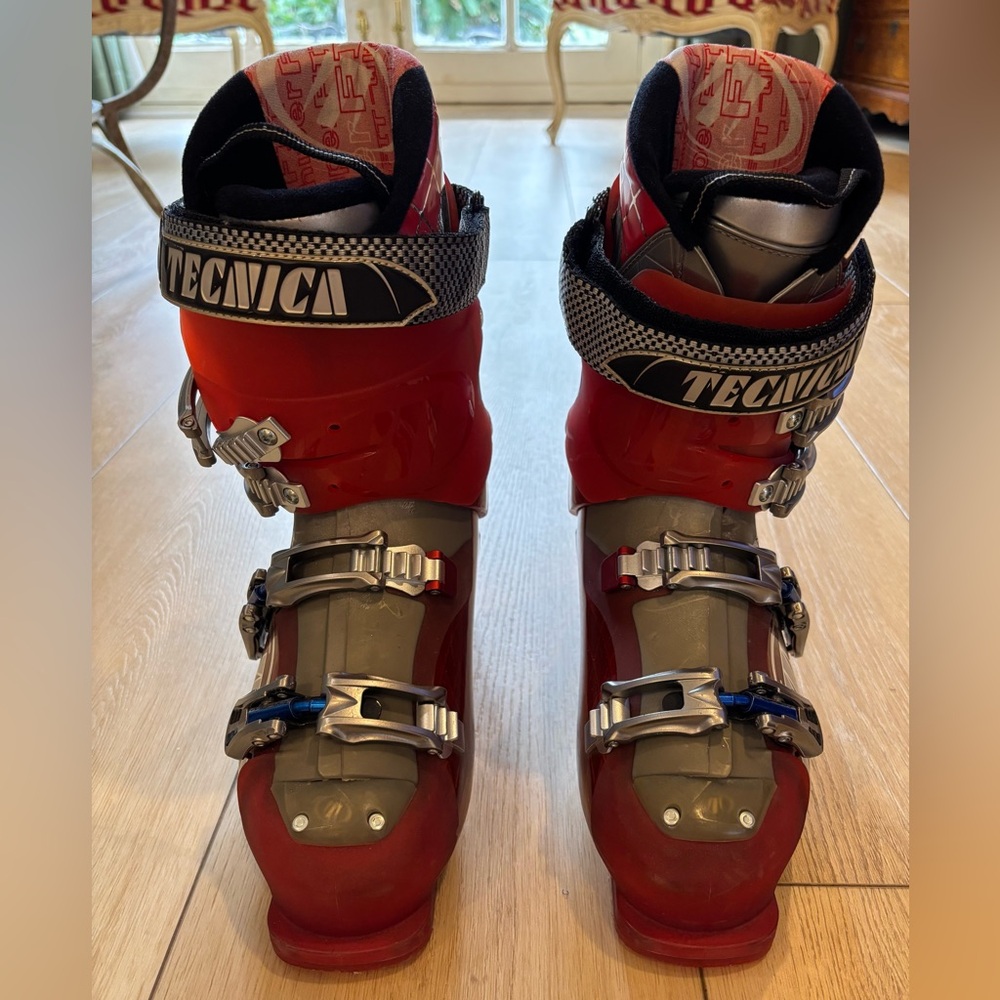 Tecnica Men’s Ski Boots